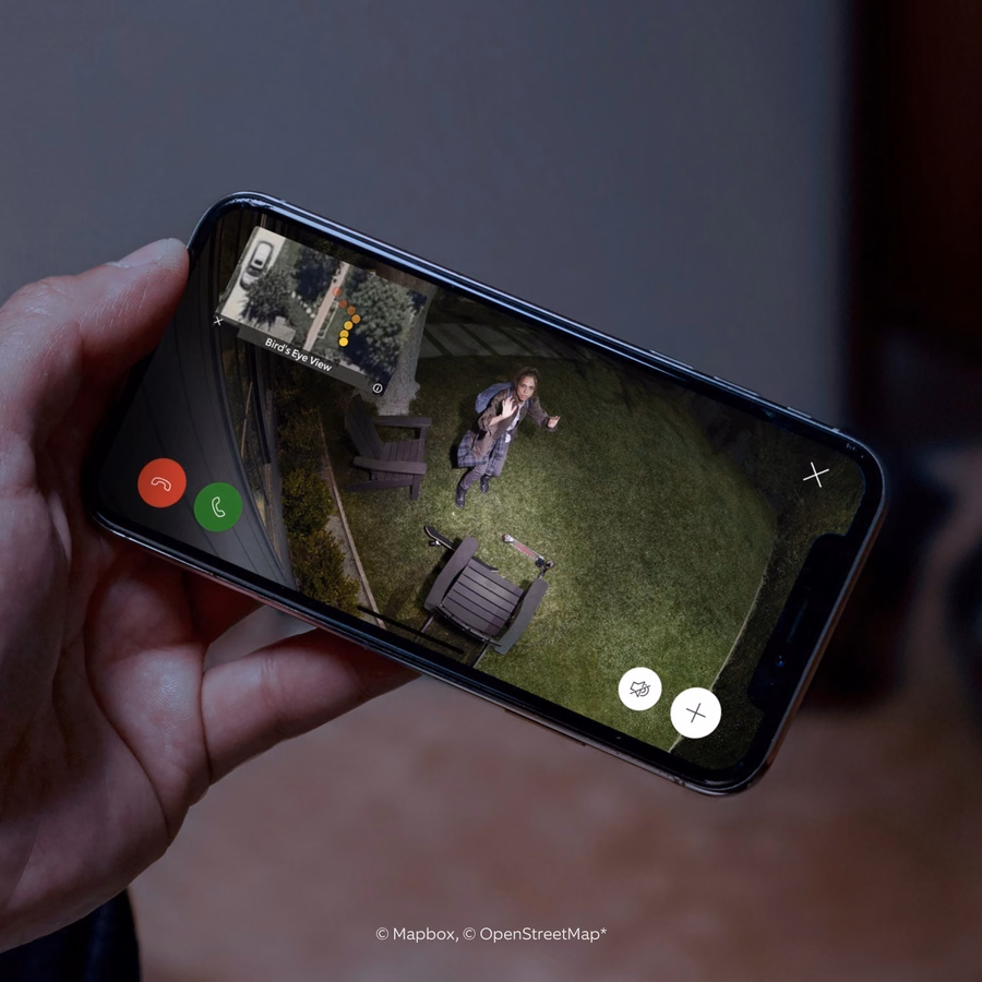 Spotlight Cam Pro — wyposażony w technologię Retinal 2K