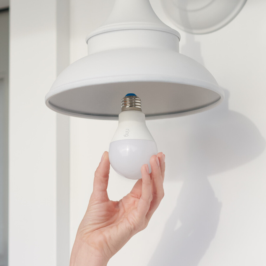 Żarówka led ring a19 smart